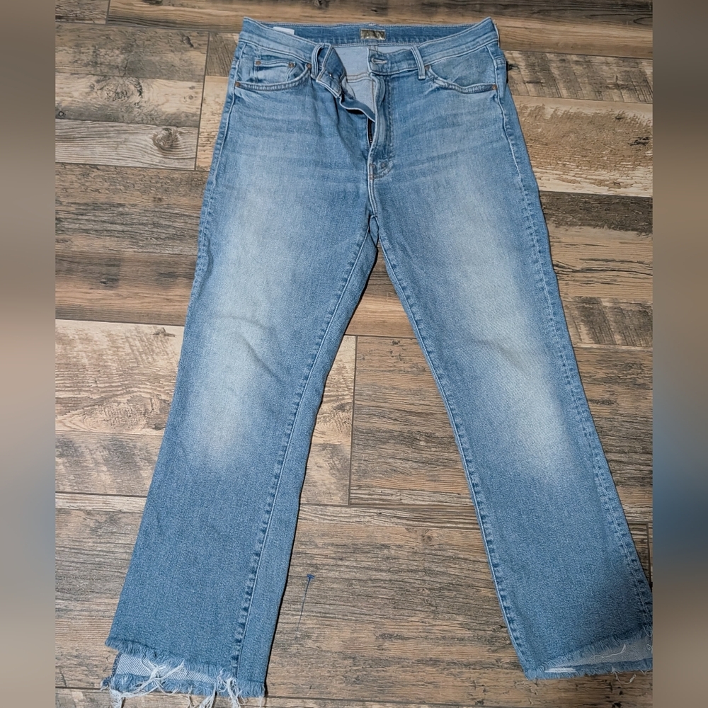 Mother Jeans Insider Crop Step Fray Size 30